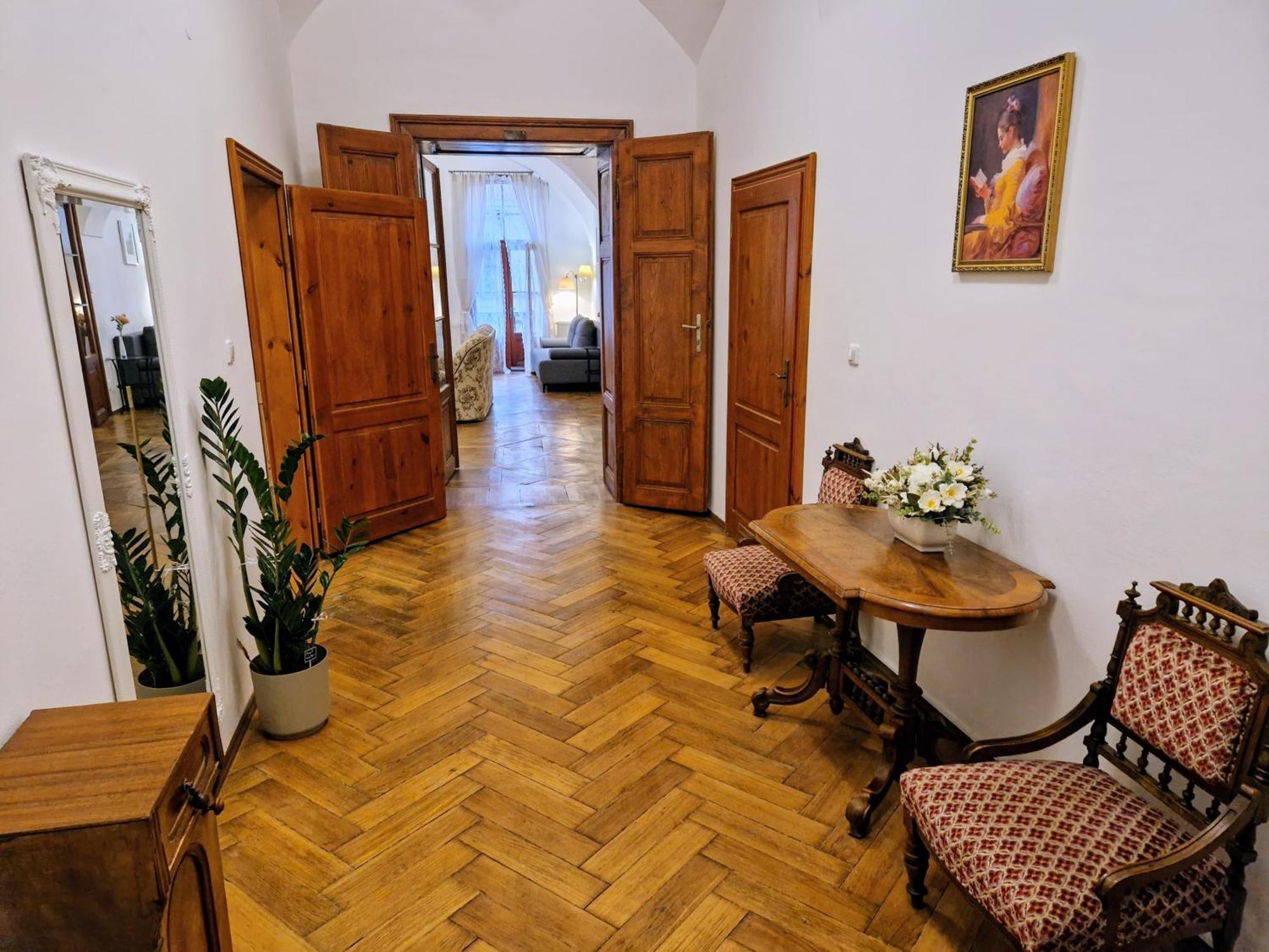 Marina Old Town Apartment Košice Esterno foto